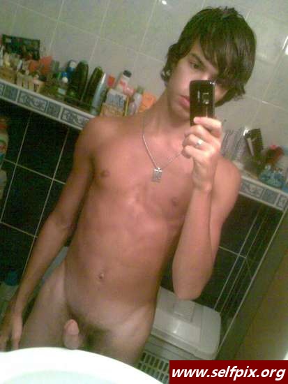 czech teenboy selfpics from www.selfpix.org